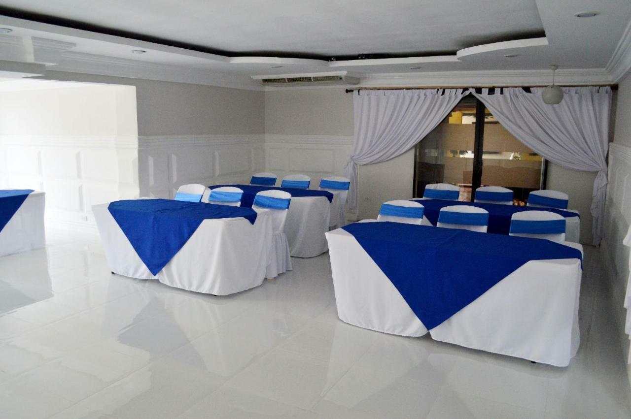 Hotel Villa Antigua San Salvador Esterno foto