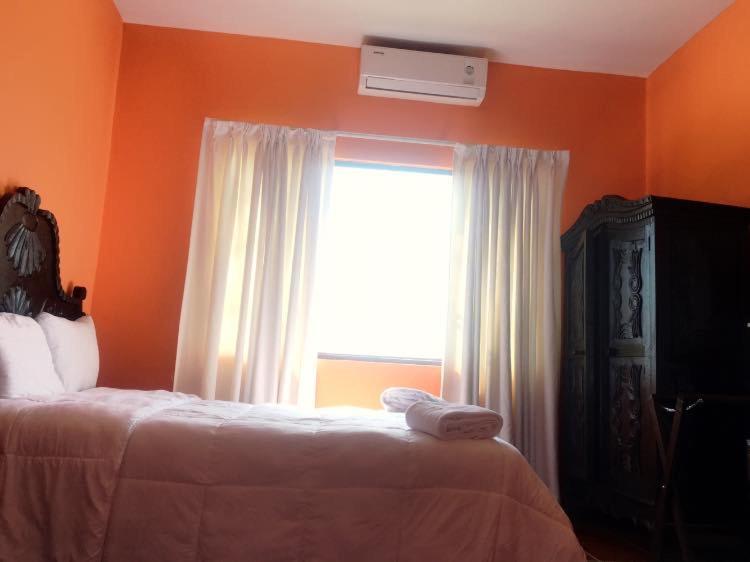 Hotel Villa Antigua San Salvador Esterno foto