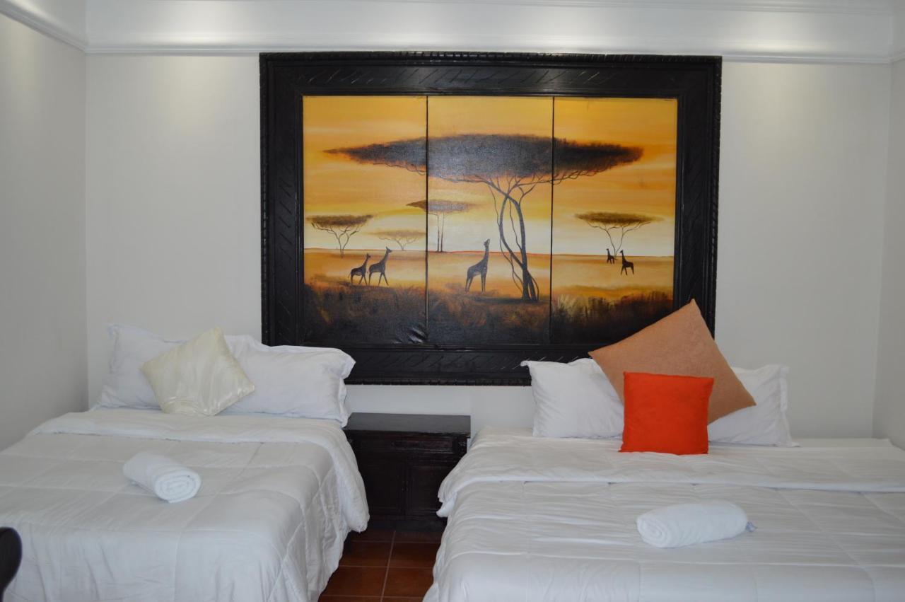 Hotel Villa Antigua San Salvador Esterno foto